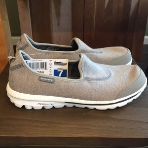 Sketchers gray slip-ons